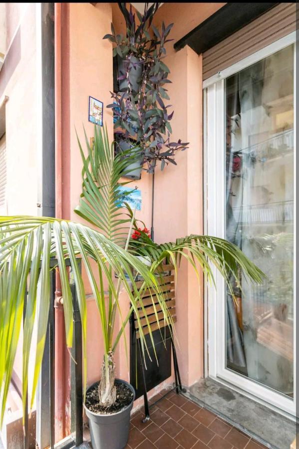 Camera Privata Nell'Appartamento In Zona Residenziale Con 2 Piscine Rapallo Bagian luar foto