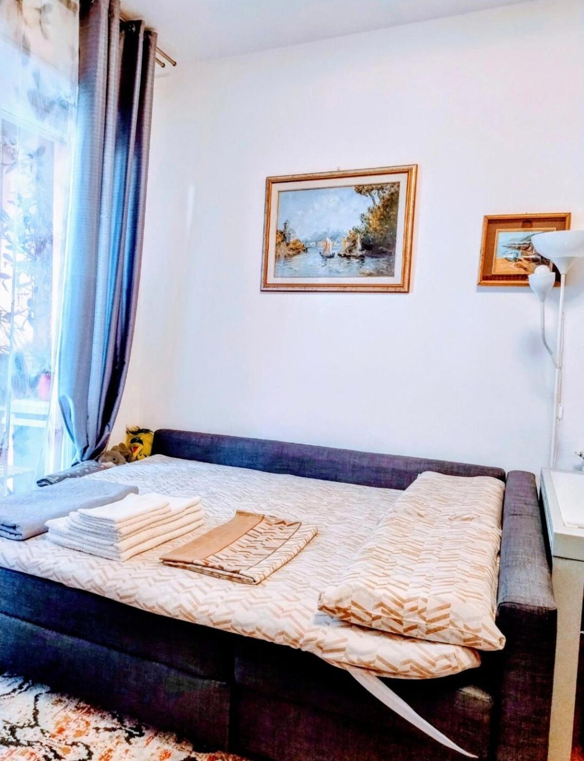 Camera Privata Nell'Appartamento In Zona Residenziale Con 2 Piscine Rapallo Bagian luar foto